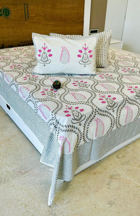 Premium Cotton Rajasthani Jaipuri Paisley Double Bedsheet with 2 Pillow Covers (100x108inch)