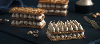 WHITE CHOCOLATE HAZELNUT SPREAD - VELA - 6 KG